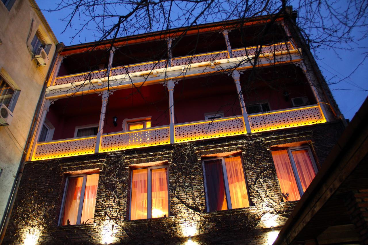 Hotel Zp Palace Тбилиси Екстериор снимка