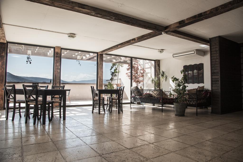 Hotel Zp Palace Тбилиси Екстериор снимка